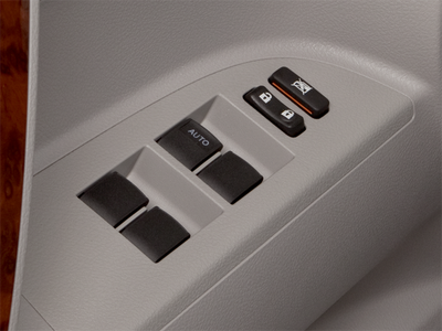 2012 Toyota HIGHLANDER SE