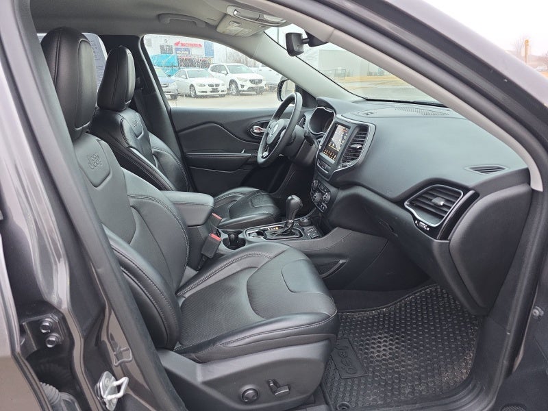 2023 Jeep Cherokee Altitude Lux