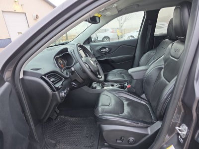 2023 Jeep Cherokee Altitude Lux