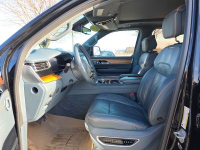 2022 Jeep Grand Wagoneer Series III