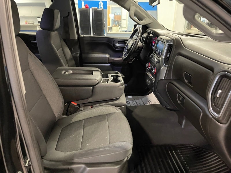 2022 Chevrolet Silverado 1500 LTD LT (2FL)