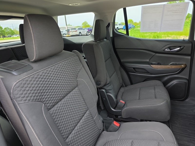 2017 GMC Acadia SLE