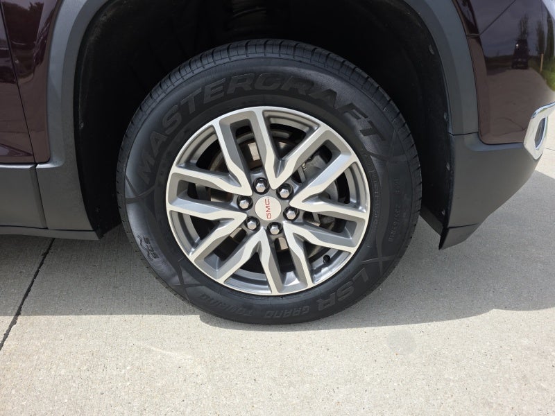 2017 GMC Acadia SLE