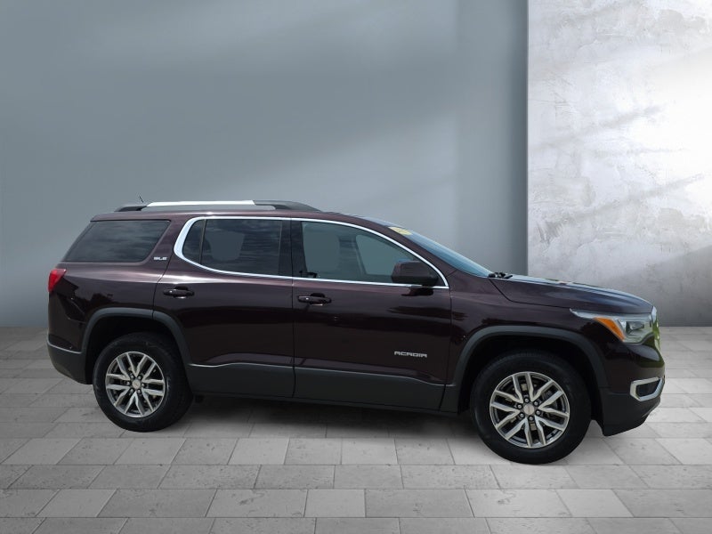 2017 GMC Acadia SLE