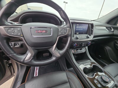 2022 GMC Acadia AT4