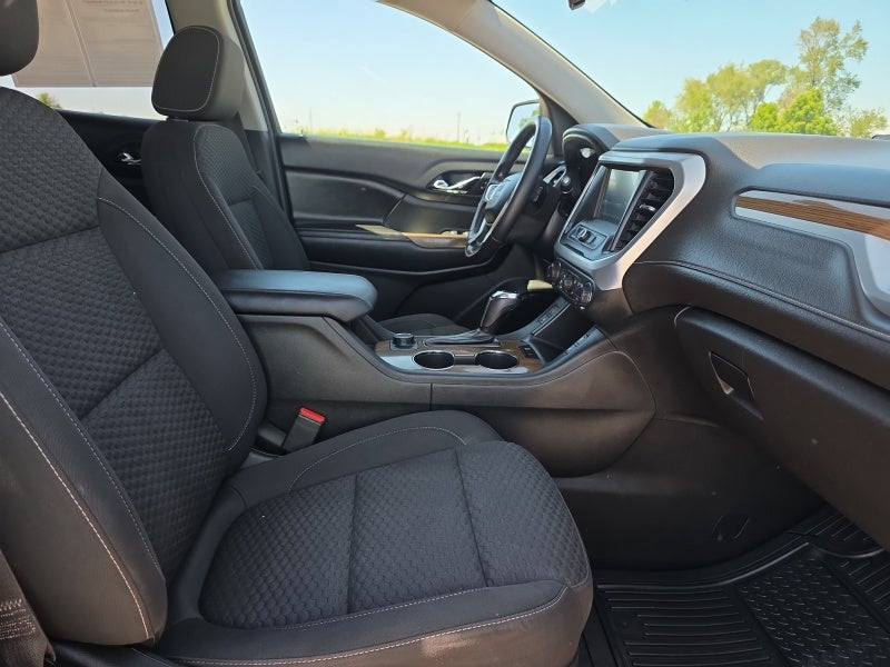 2018 GMC Acadia SLE