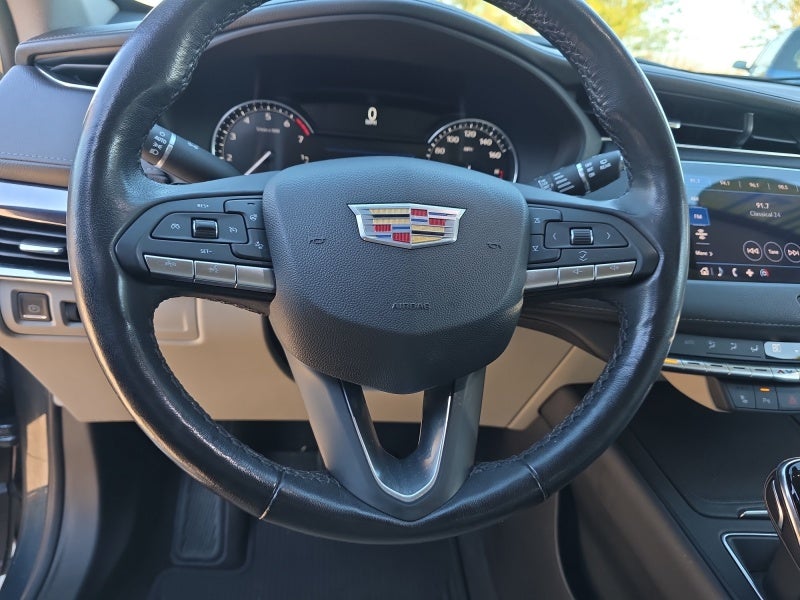 2021 Cadillac XT4 Luxury