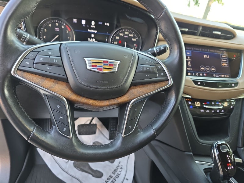 2023 Cadillac XT5 Premium Luxury