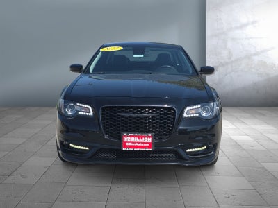 2023 Chrysler 300 Touring L