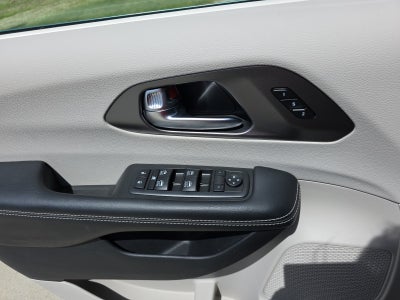 2020 Chrysler Pacifica Touring L Plus
