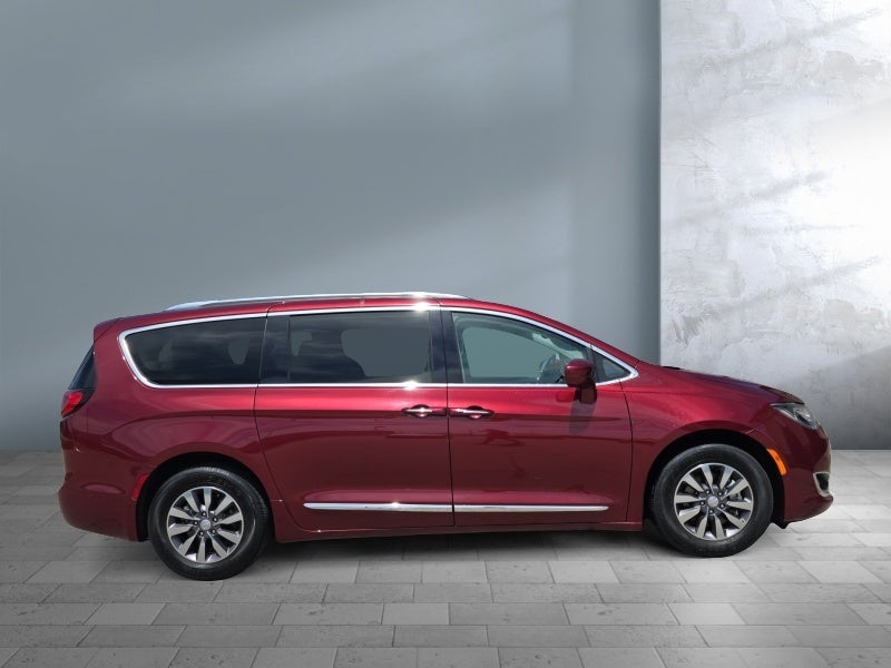 2020 Chrysler Pacifica Touring L Plus
