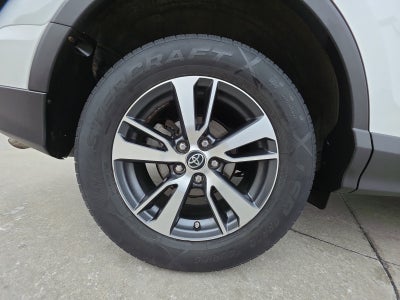 2018 Toyota RAV4 XLE