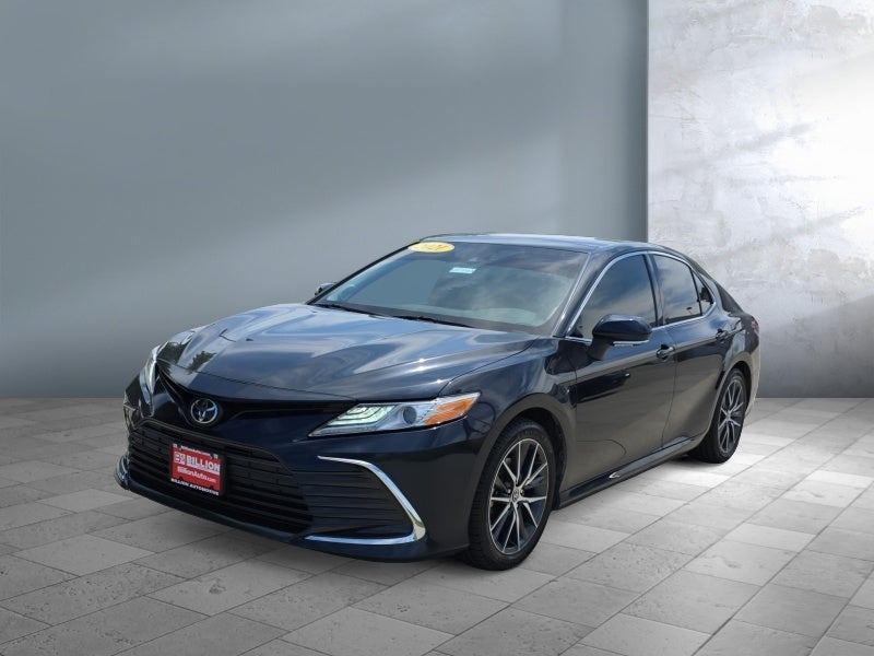 2021 Toyota Camry 2.5 Auto XLE AWD's photo
