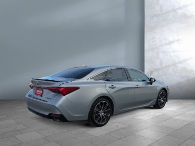 2022 Toyota Avalon Touring
