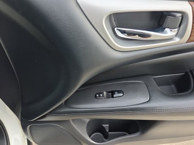 2017 Nissan Pathfinder Platinum