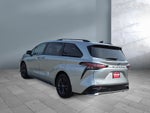 2025 Toyota Sienna LE