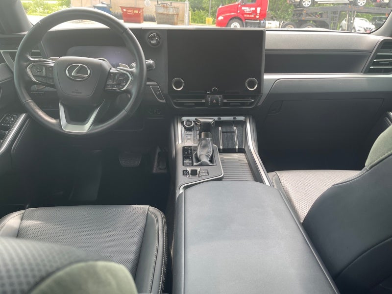 2025 Lexus GX GX 550 Premium