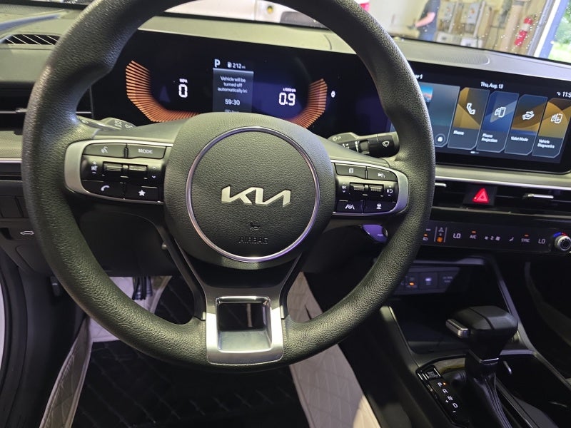 2025 Kia K5 LXS