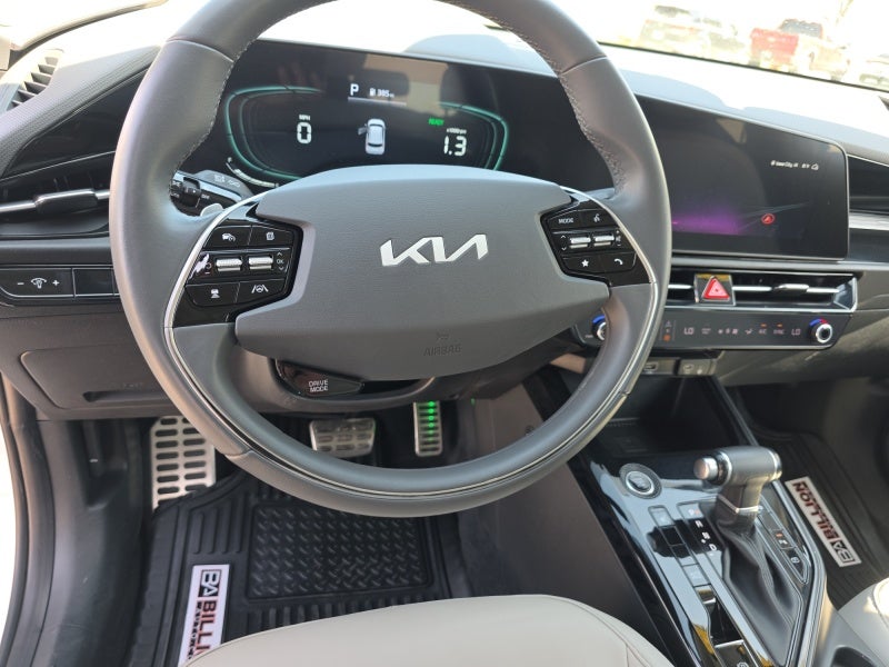 2023 Kia Niro EX Touring