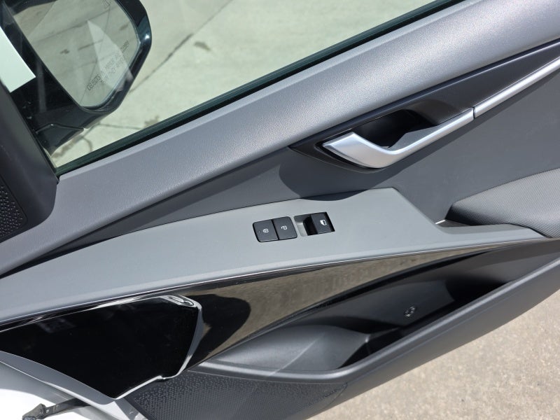 2023 Kia Niro EX Touring