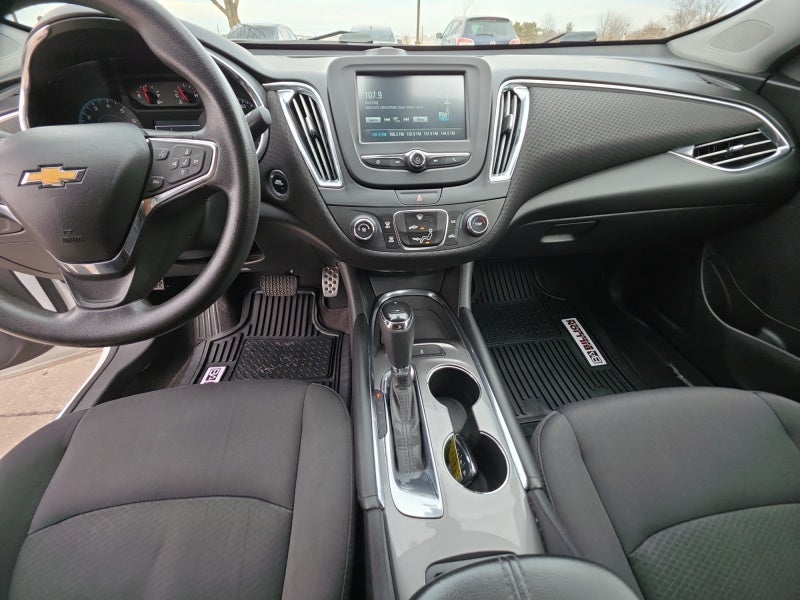 2017 Chevrolet Malibu LT