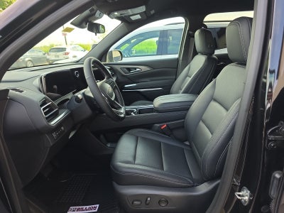 2025 Chevrolet Traverse AWD LT