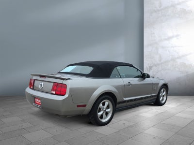 2008 Ford Mustang Deluxe