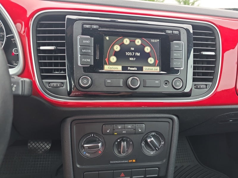 2015 Volkswagen Beetle Convertible 1.8T