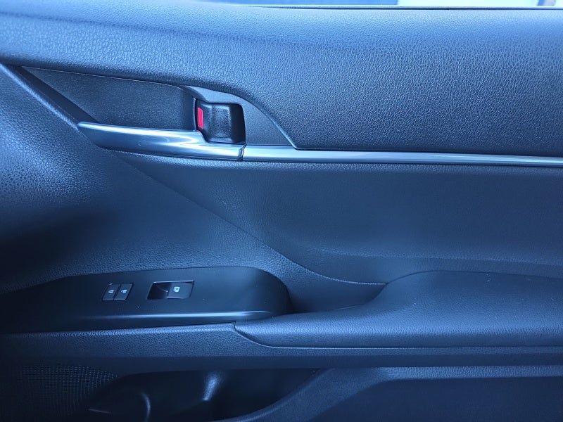 2020 Toyota Camry Hybrid LE