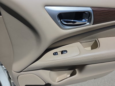 2018 Nissan Pathfinder Platinum