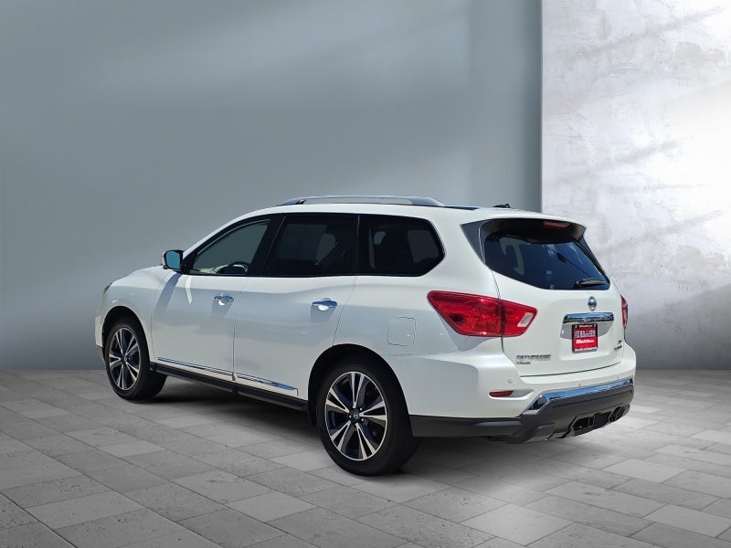 2018 Nissan Pathfinder Platinum