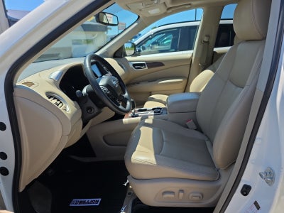2018 Nissan Pathfinder Platinum