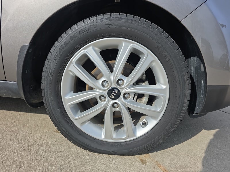 2017 Kia Soul +