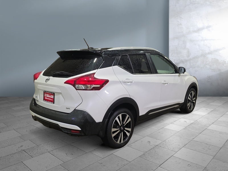 2019 Nissan Kicks SR