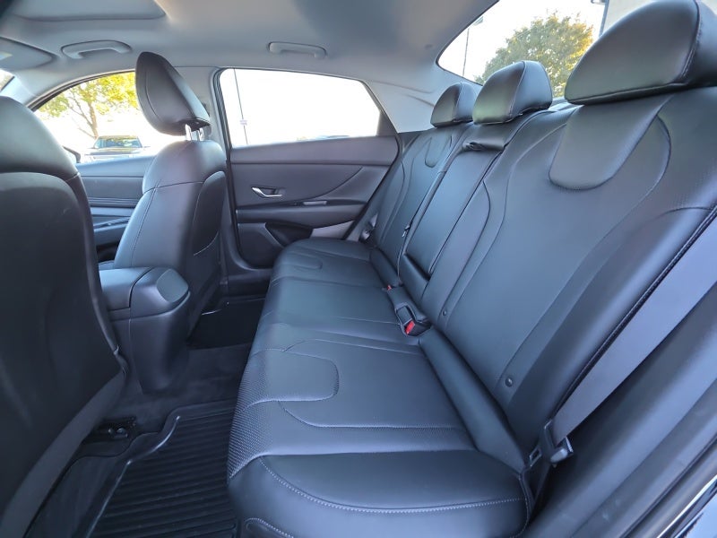 2022 Hyundai Elantra Limited