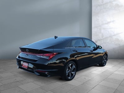 2022 Hyundai Elantra Limited