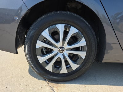 2019 Toyota Prius LE