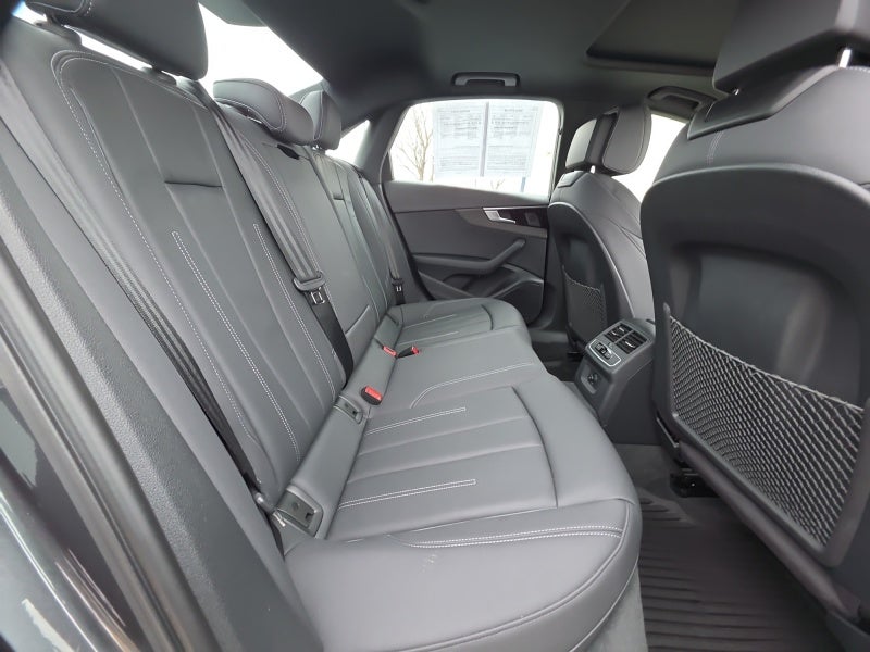 2021 Audi A4 Sedan S line Premium