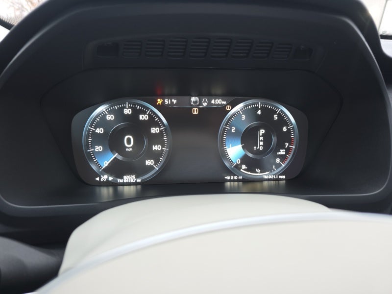 2020 Volvo XC90 Momentum