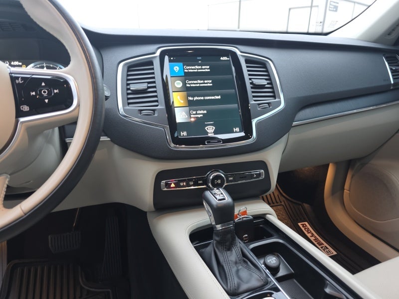 2020 Volvo XC90 Momentum