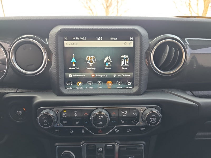 2020 Jeep Wrangler Sahara Altitude