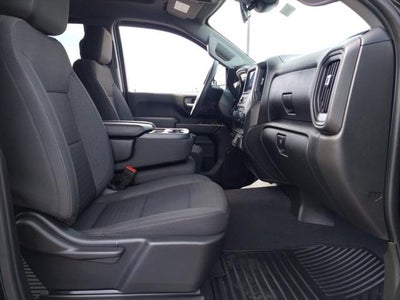 2024 Chevrolet Silverado HD Custom