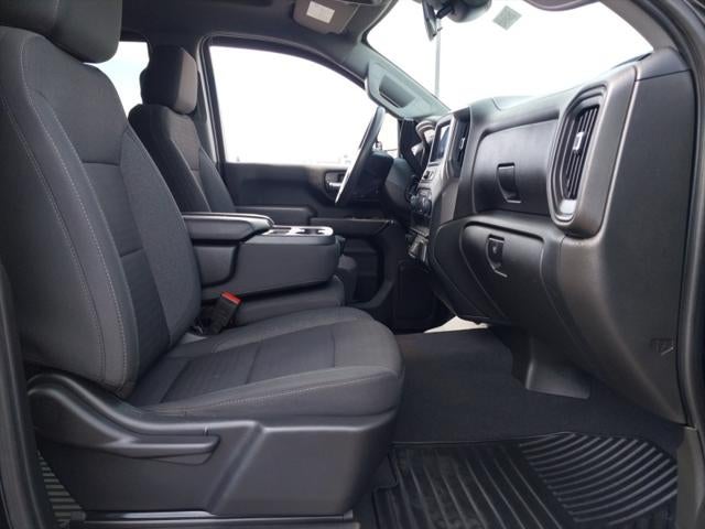 2024 Chevrolet Silverado HD Custom