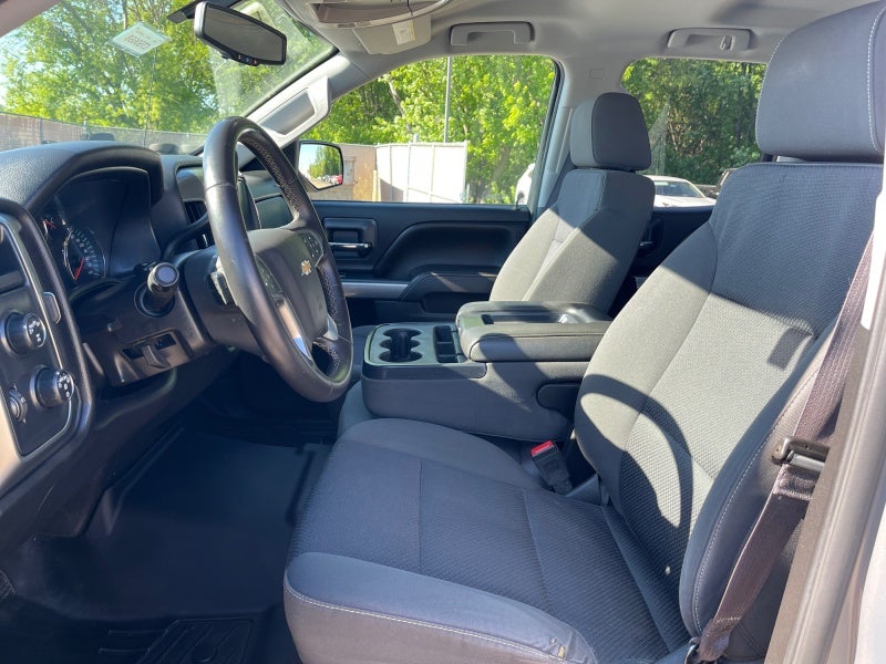 2017 Chevrolet Silverado LT