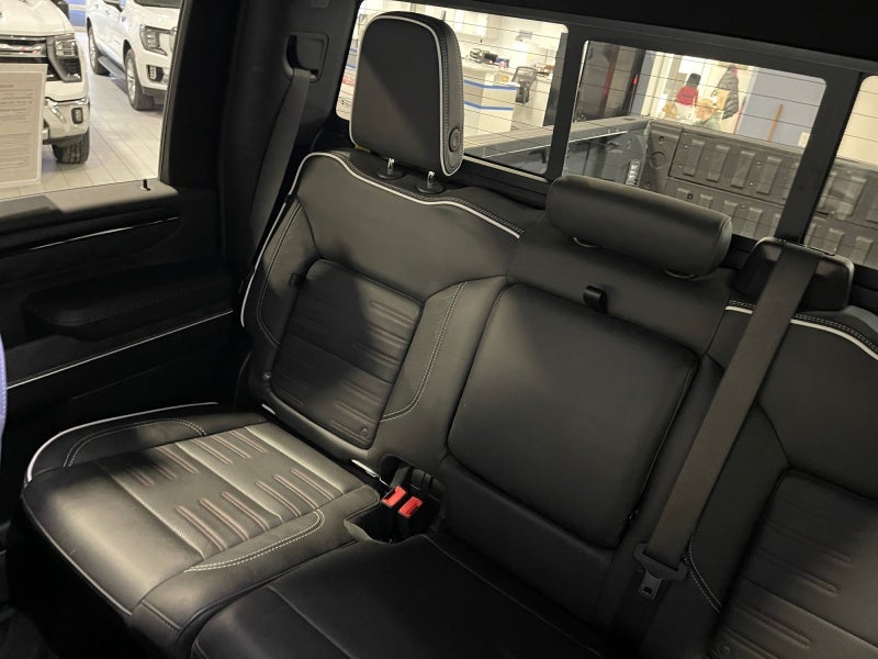 2025 GMC Sierra HD AT4X