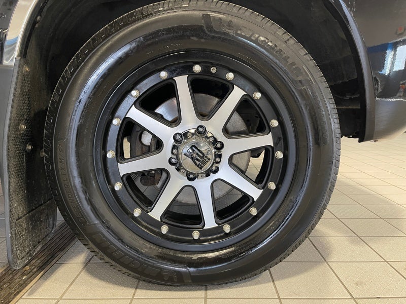 2012 Nissan Titan SL