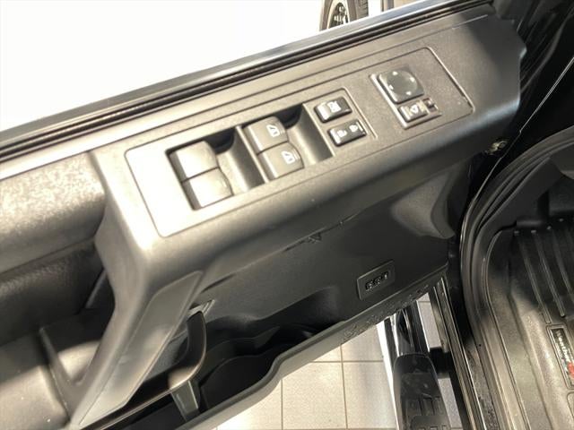 2012 Nissan Titan SL