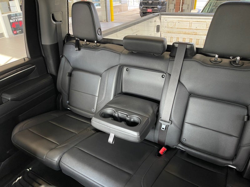 2024 Chevrolet Silverado HD LTZ