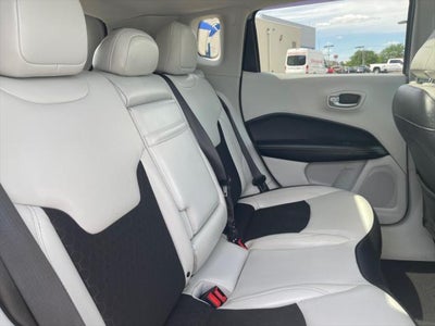 2019 Jeep Compass Latitude w/Sun/Wheel Pkg