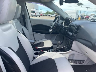 2019 Jeep Compass Latitude w/Sun/Wheel Pkg